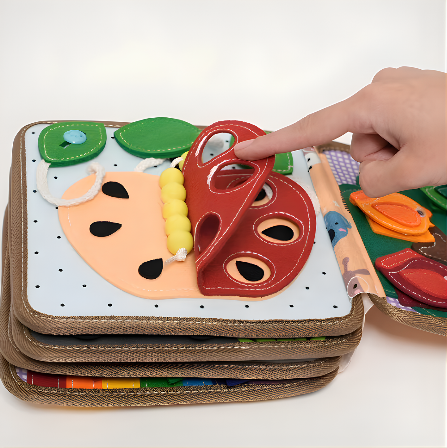 Luvoon™ Montessori Zürafa Keçe Eğitim Kitabı